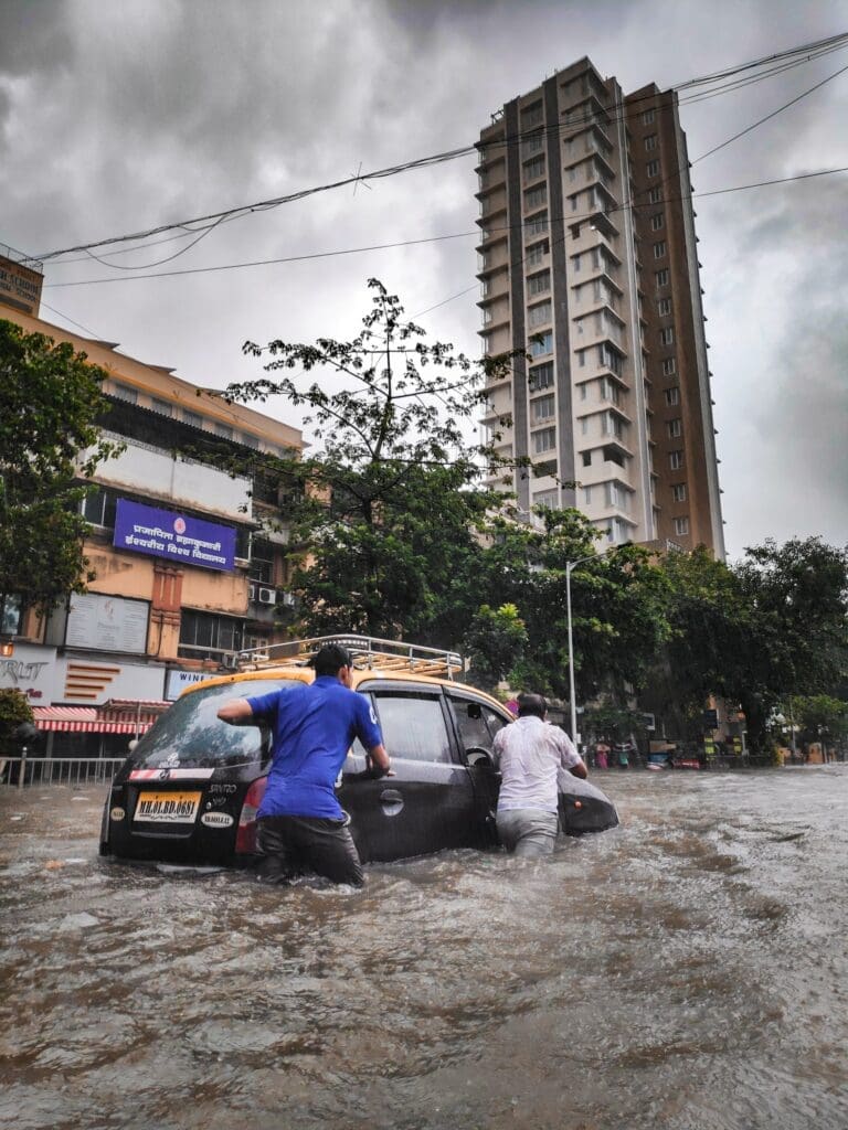Hurricane Preparedness 101: 10 Steps to Get Your Family and Home Ready