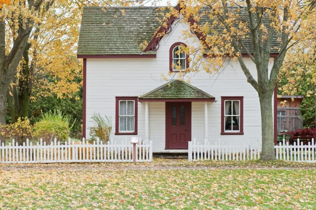 5 Common Misconceptions About Damage Insurance That Can Cost You