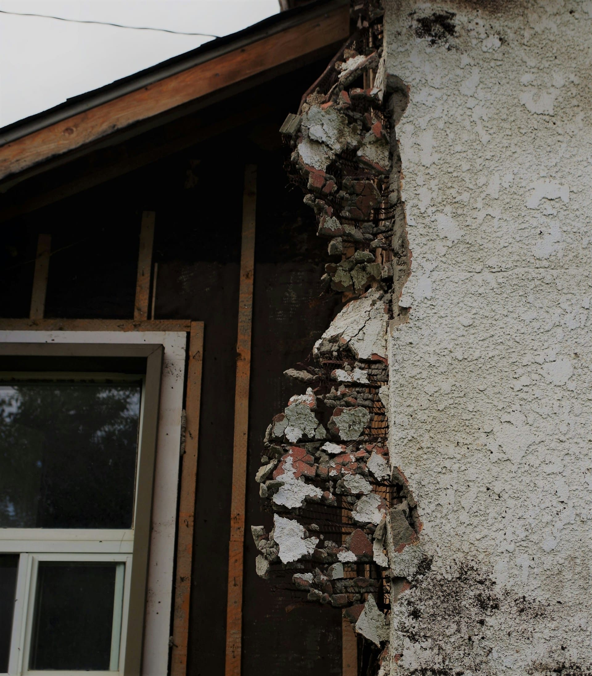 6 Steps to Take If You Think Your Home Contains Asbestos
